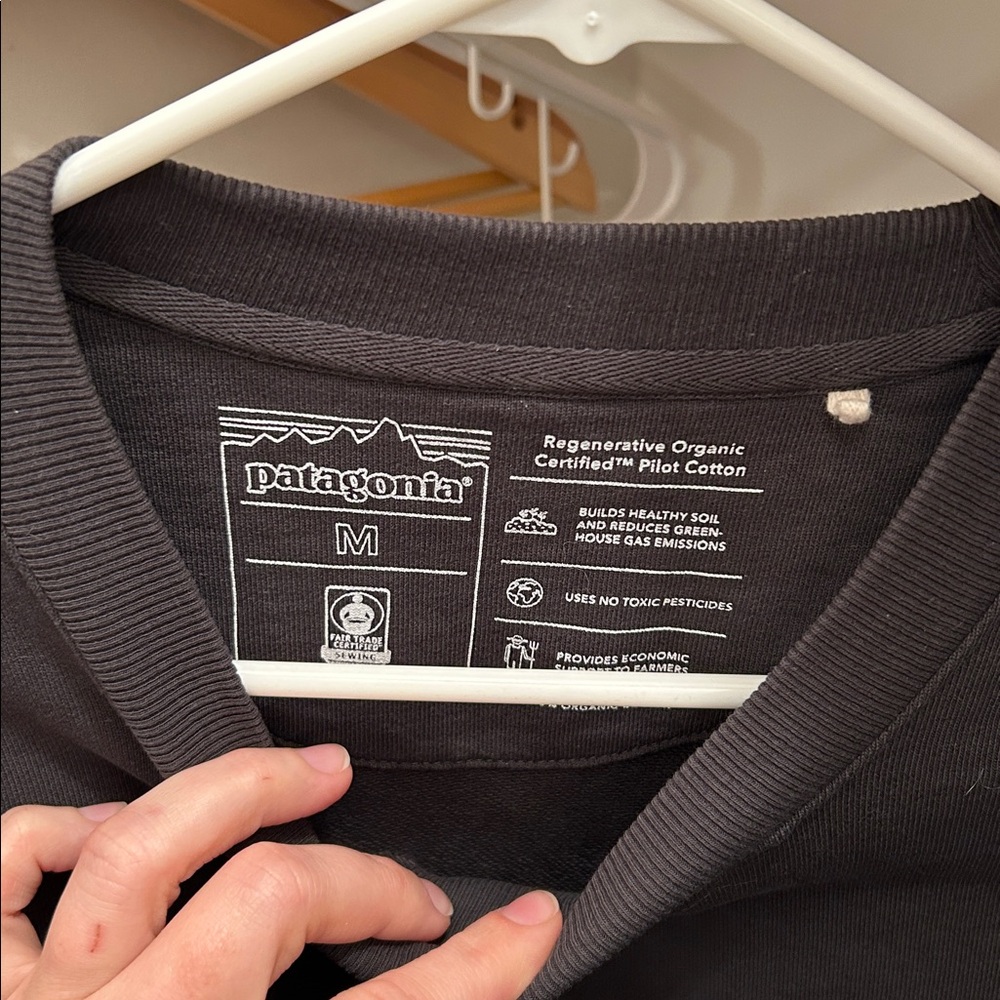 Patagonia pullover - image 2